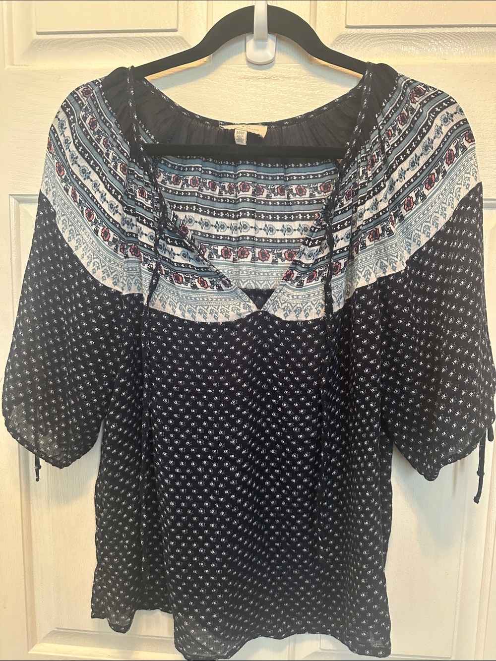 Lucky Brand Navy and White Lightweight Woven Printed Peasant Blouse Size M